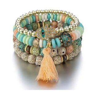 Ladies Vintage Charm Bracelet